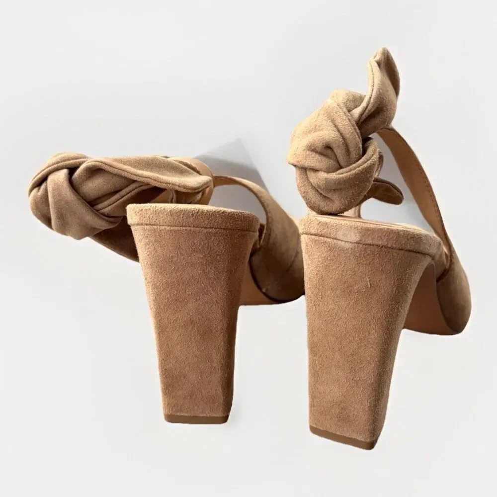 Banana Republic Tan Suede Bow Slingback Heels Almond Toe Block Heel Pump Size 8